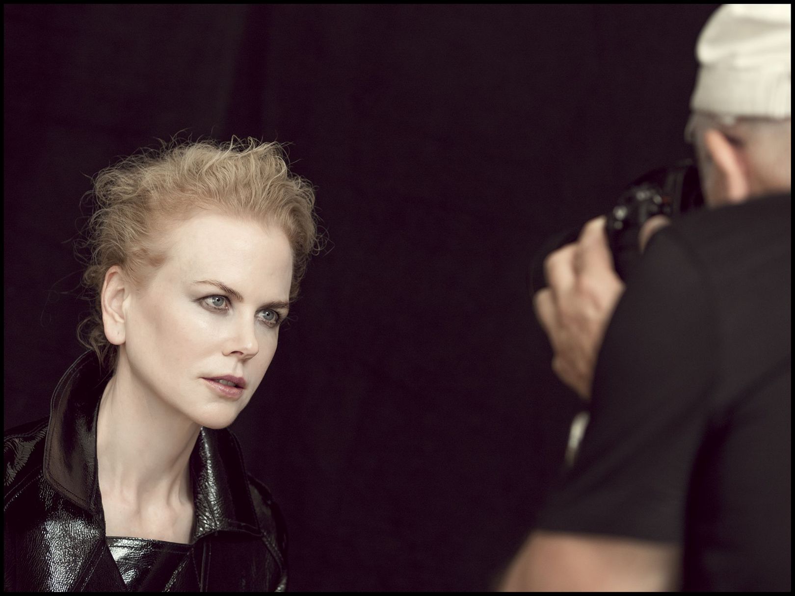 Foto: "THE BEHIND THE SCENES IMAGERY FROM THE 2017 PIRELLI CALENDAR BY PETER LINBERGH" BY ALESSANDRO SCOTTI