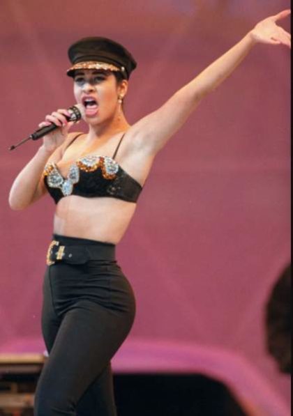 Selena Quintanilla Recordamos Sus Looks M S Ic Nicos Estilodf