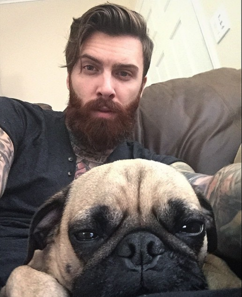 Levi Stocke El Modelo Que Derrite Instagram Con Su Pug Estilodf