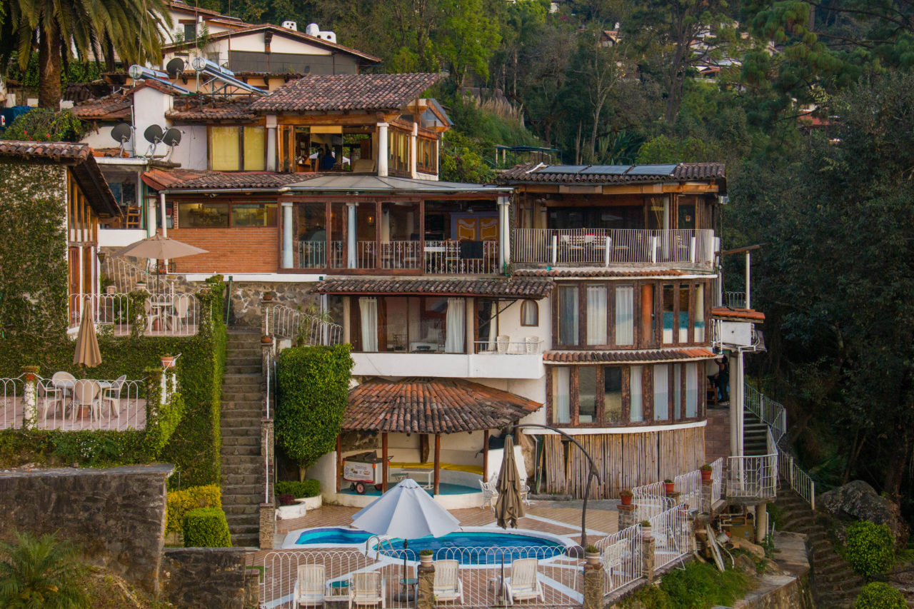 Conoce las Cabañas Revi Inn, un pintoresco hotel en Avándaro, Valle de