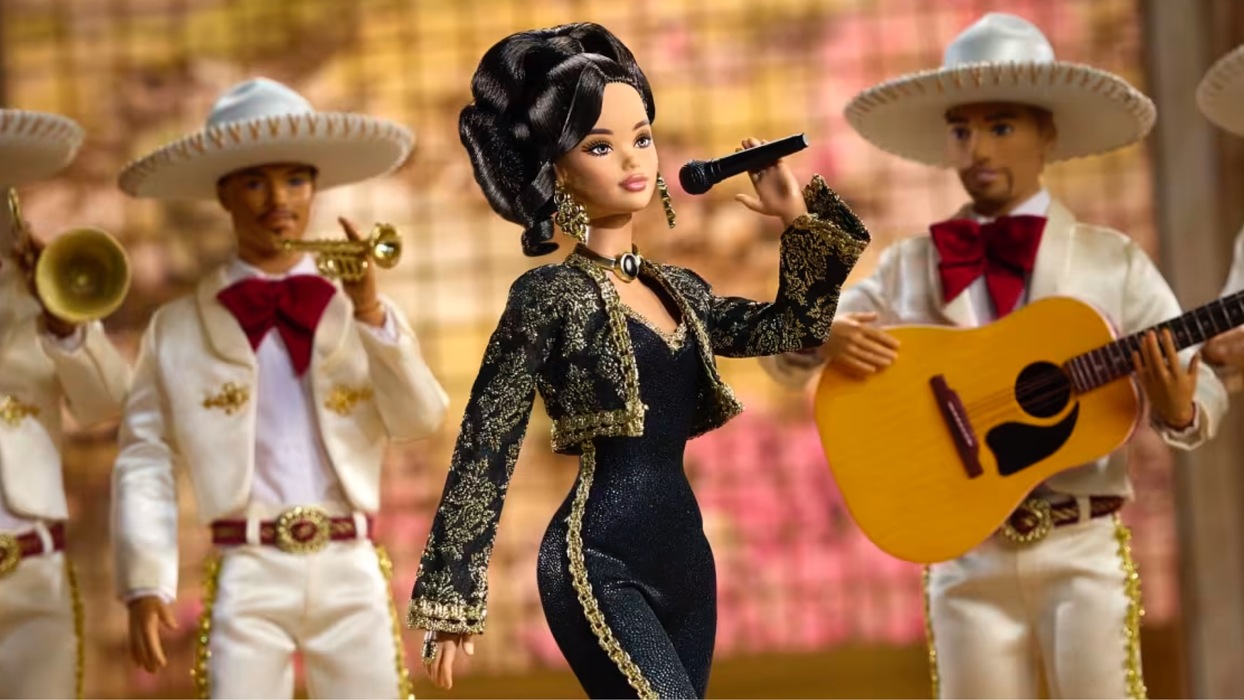 Lanzan Barbie inspirada en Juan Gabriel