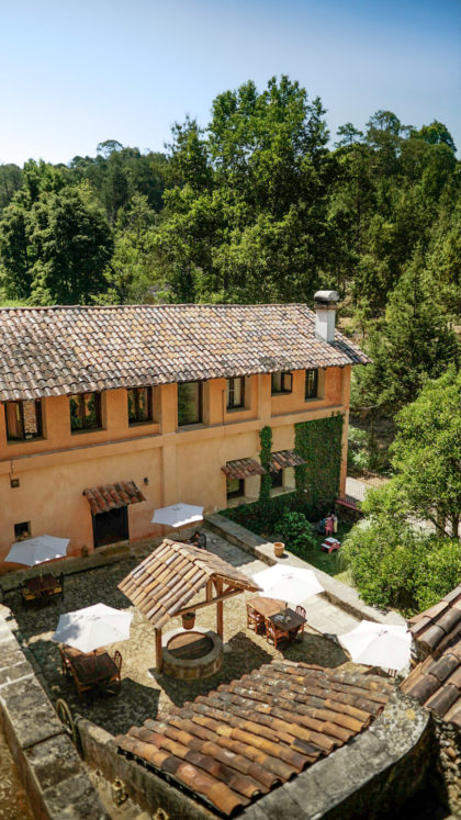 Escápate a un refugio mágico en el bosque esta Navidad