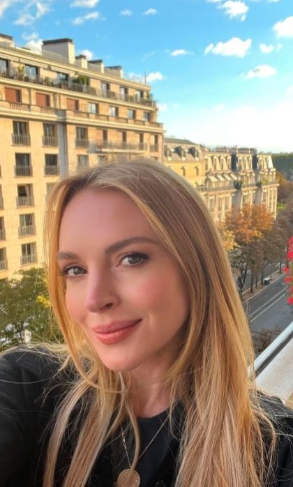 Lindsay Lohan muestra su rostro sin maquillaje y comparte su rutina de belleza